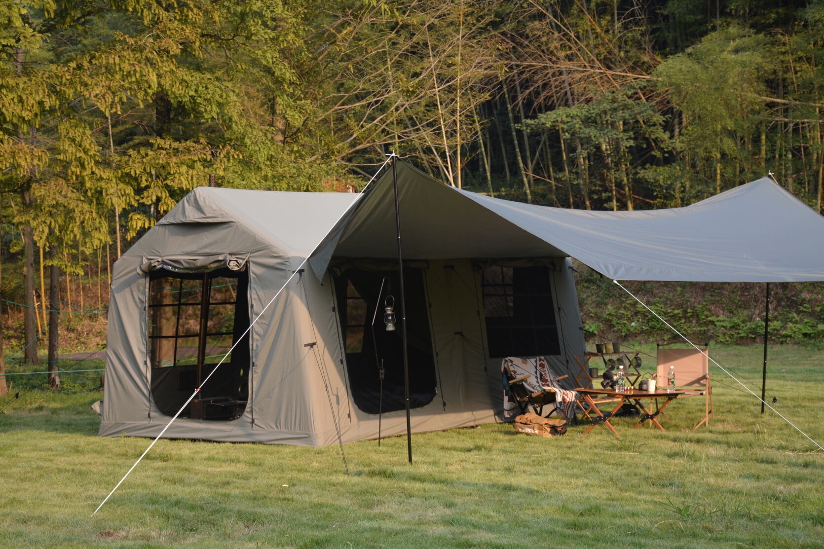 9.8×13ft Canopy Inflatable Camping Tent with Hand Pump, Waterproof Windproof Easy Setup Air Glamping Tent, for Glamping, Green