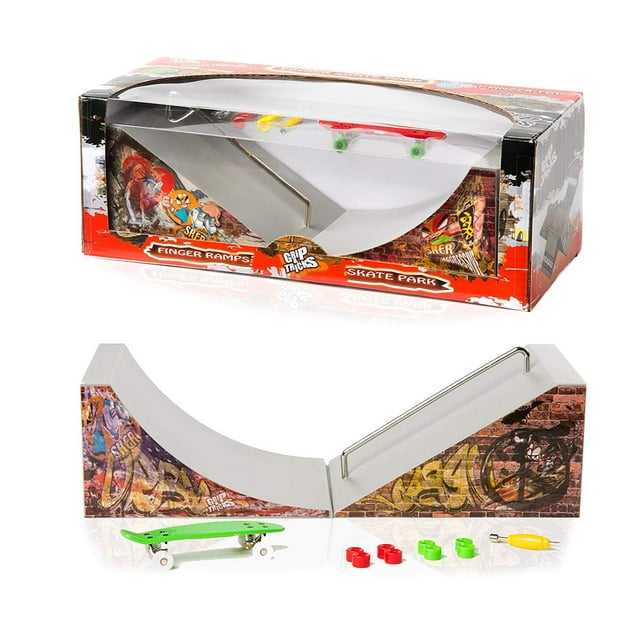 Grip & Tricks Quarterpipe Skate Park Mini Pro Set with Ramp, Quarterpipe and Skateboard
