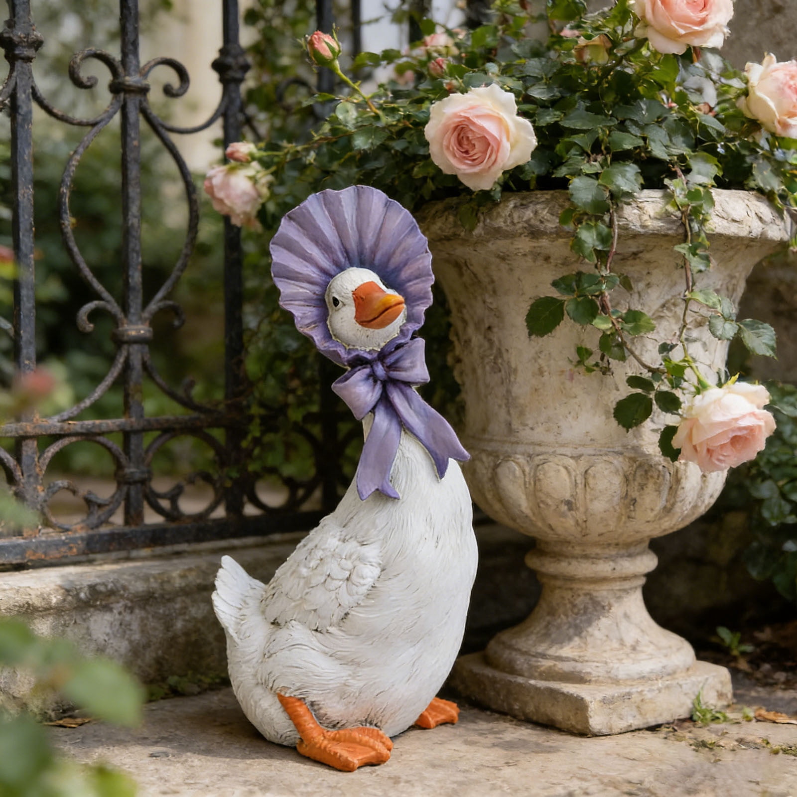 Duck Couple Decorative Garden Statues, Resin Craft Animal Sculptures, Perfect for Yard Patio, Living Room, Entryway, Bedroom, Elegant Home Decor for Landscape & Interior Space Decoration, Colorful