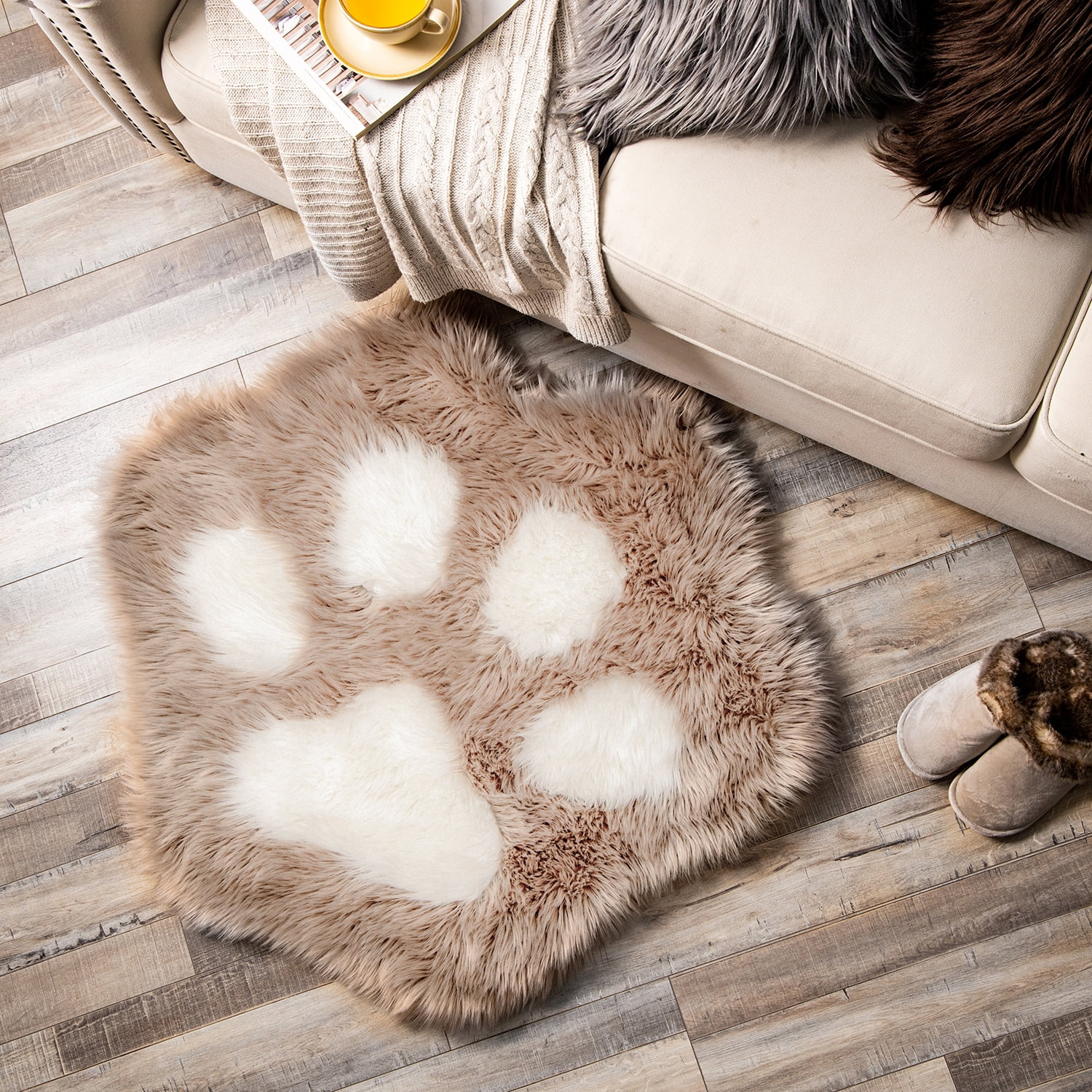 Brown Mini Cat Paw Rug — The Tabby Haberdashery