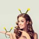 thumbnail image 4 of Paquete de 10 diademas con tentáculos de abeja, bandas para el cabello con forma de abeja, aros para el cabello para mujeres y niñas, suministros para fiestas de Halloween y Navidad, 4 of 5
