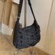 thumbnail image 4 of Bolso Hobo Bandolera Mujer Nylon Correa Ajustable Color Sólido para Viajes, 4 of 9