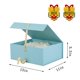 thumbnail image 3 of Caja de regalo Skivra azul plegable, paquete de 5 unidades, 33 x 28 x 13,5 cm, con cinta, 3 of 6