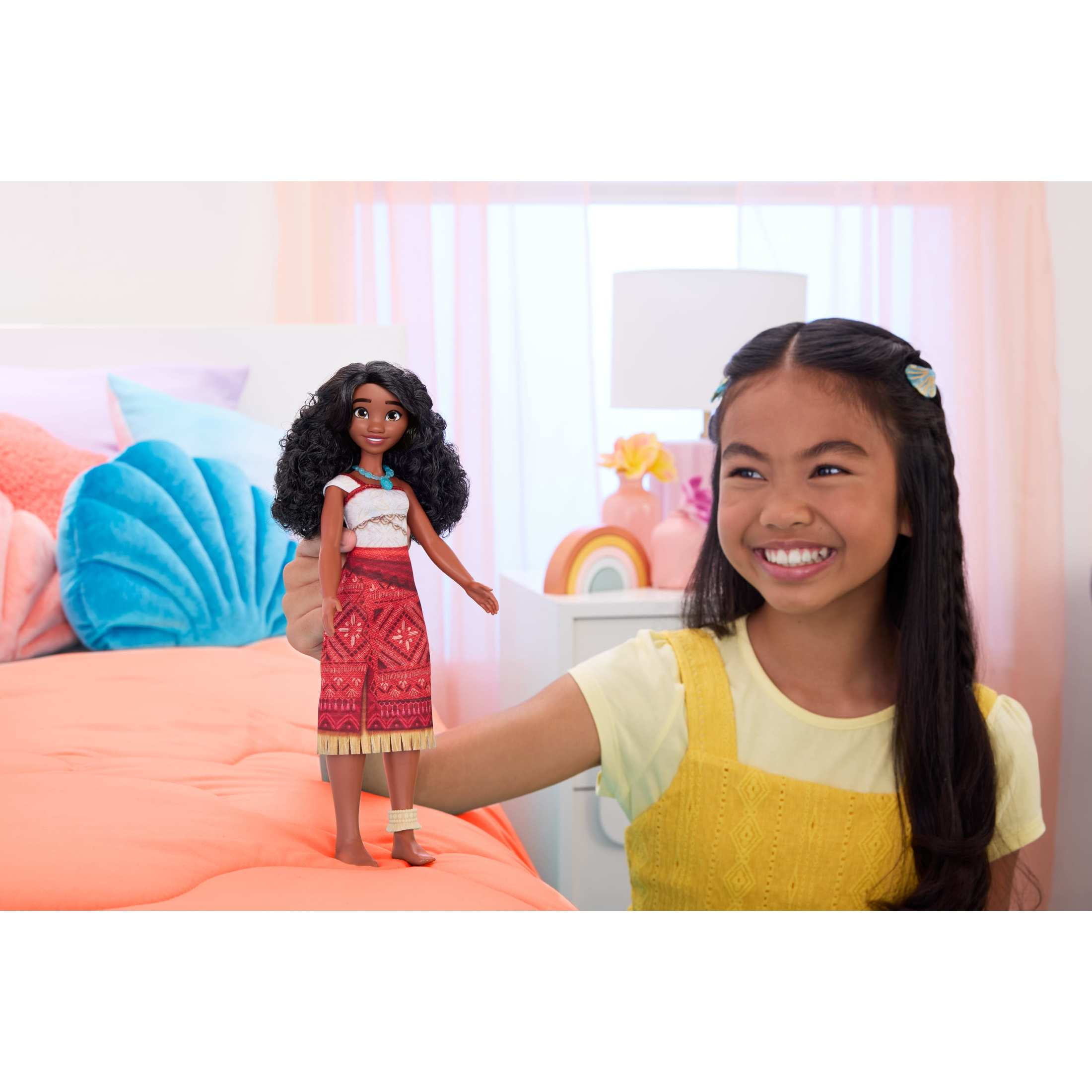 Disney Moana 2 Moana Fashion Doll with 2 Accessories & Removable Outfit, Inspired by the Movie  (图2) Disney Moana 2 Moana Fashion Doll with 2 Accessories & Removable Outfit, Inspired by the Movie  (图2)