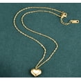 thumbnail image 2 of Collar Con Dije De Corazón Chapado En Oro 18k Para Mujer, 2 of 4