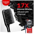 thumbnail image 2 of Cepillo dental Colgate Slim Soft Charcoal, paquete de 4 unidades, 2 of 7