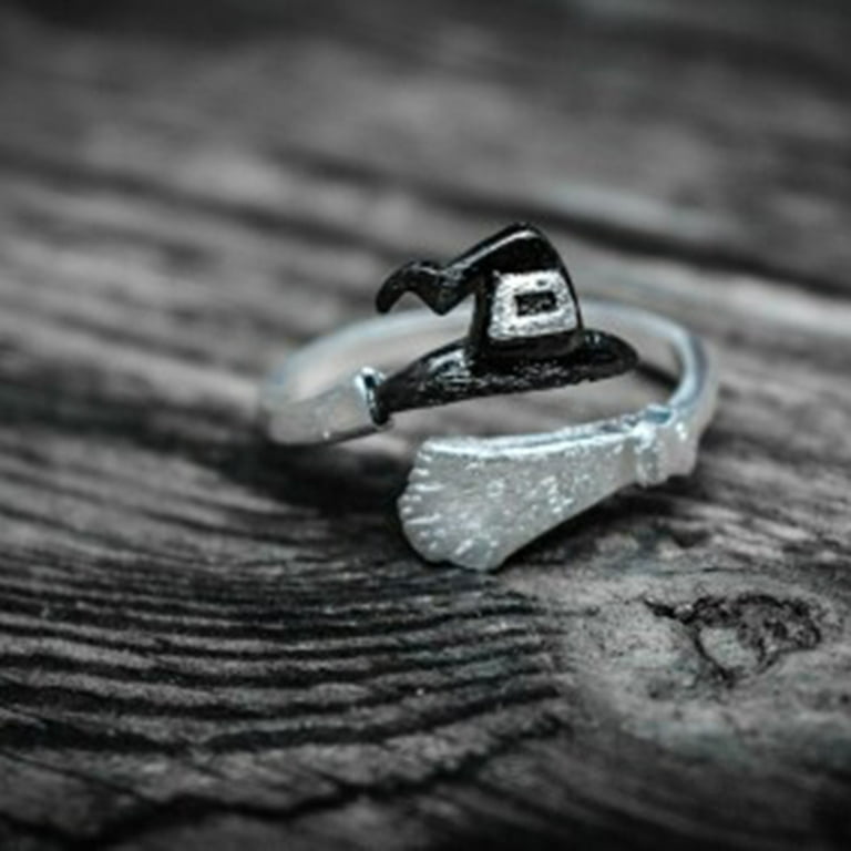 Witch engagement sale rings