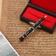thumbnail image 4 of Oboe Shape Design Mini instrumento musical Broche de moda en miniatura con Estuche de instrumentos forrado de terciopelo Ecomeon no, 4 of 6