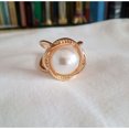 thumbnail image 1 of Hebilla de bufanda de seda, hebilla de bufanda cuadrada pequeña, broche de cristal de perla, anillo único, cruz femenina, joyería creativa de moda versátil, 1 of 6