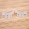 thumbnail image 2 of Separador de dedos de gel Separadores de dedos Ensanchadores de dedos para hombres y mujeres Fácil de usar en zapatos Previene el rechinamiento de los pies y la división de los dedos, 2 of 5