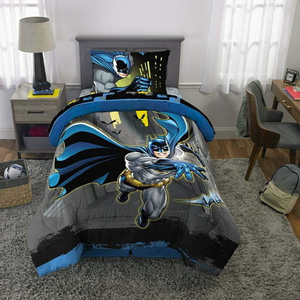 Batman Kids Microfiber BedinaBag Bedding Bundle Set, Comforter and