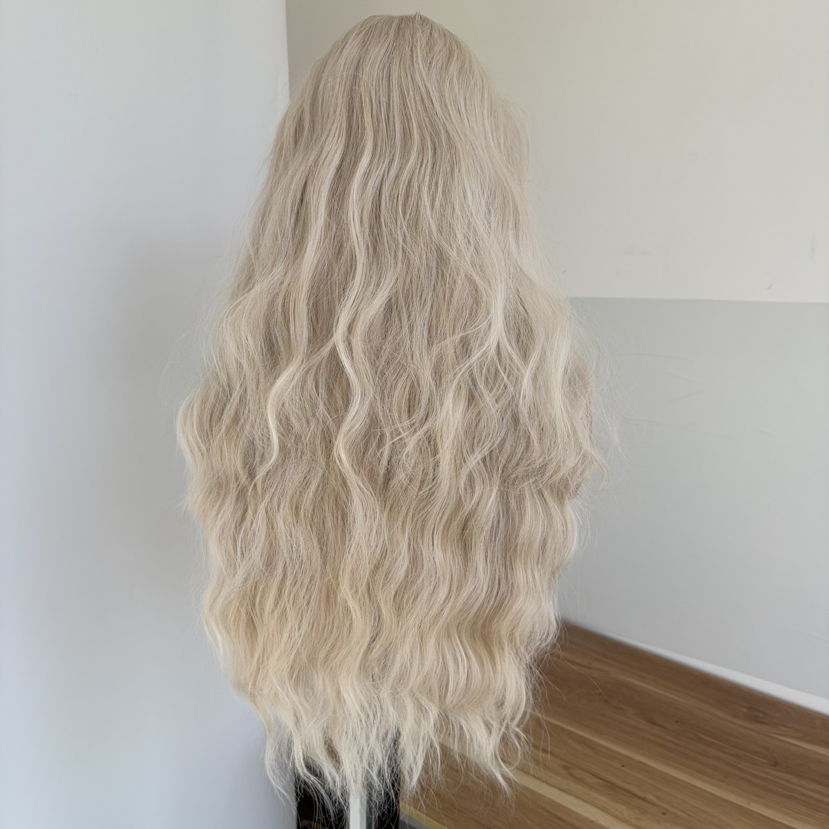 MISSWEN Female Cosplay Long Synthetic Wig Highlight Blonde 26 inch Glueless Lace Front Wigs HD Lace