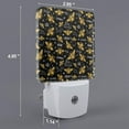thumbnail image 2 of Balery Hohey Bee Golden Embroidery Luz Nocturna LED con Sensor Automático, Enchufe con Sensor Crepuscular, Luz Suave de 0.5W para Dormitorio, Pasillo, Baño-UK, 2 of 7