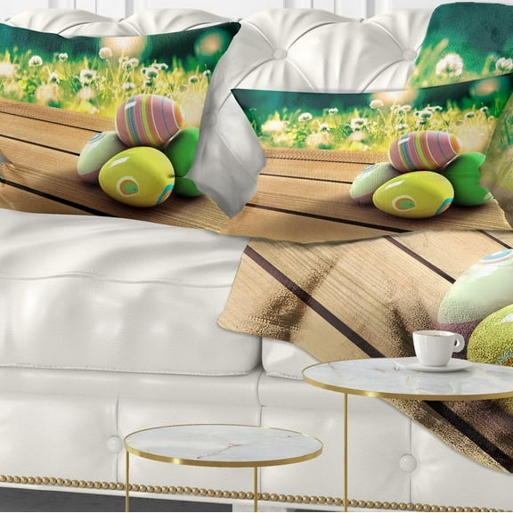 Designart Yellow Green Easter Eggs - Landscape Photo Throw Pillow - 12x20