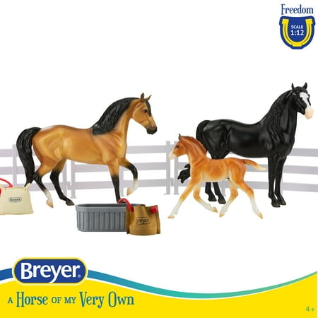 UPC: 0019756054908 | Breyer Horses – Freedom Series 1:12 Scale Spanish Mustang Family Action Figure Set 13 Pieces