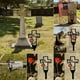 thumbnail image 4 of (5) Pila de cruces conmemorativas en el cementerio Garden, 4 of 10