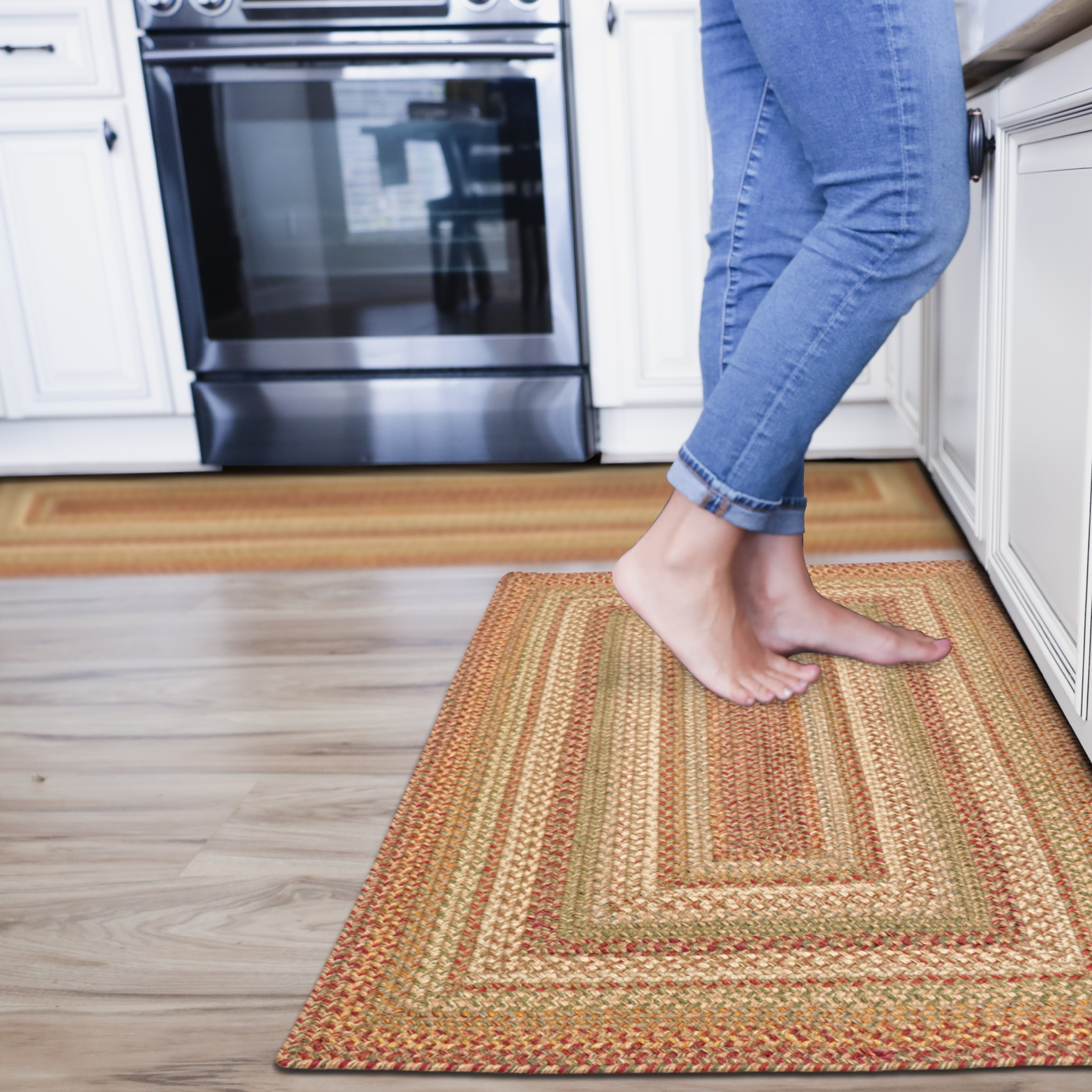 Homespice Harvest Jute 27x45" Beige Braided Rug, Entryway Rug, Kitchen