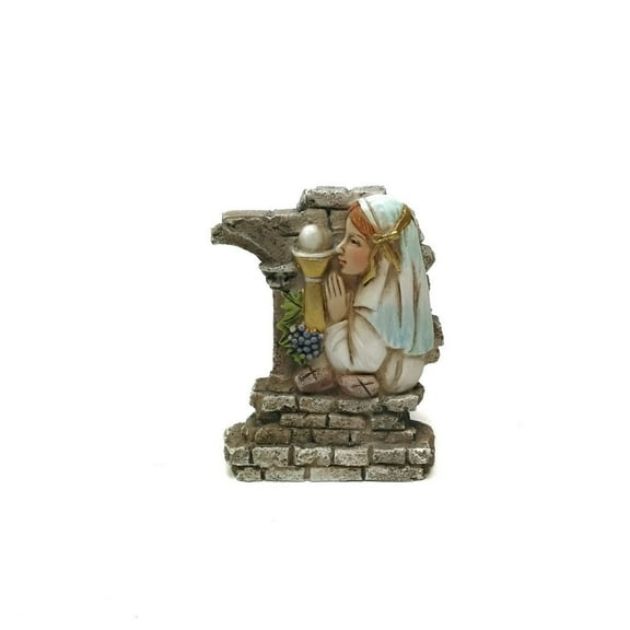 Holy Communion: Girl Figurine
