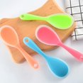 thumbnail image 3 of Paquete de 4 cucharas de arroz de silicona antiadherente cuchara de servicio de comida de paleta 8,8X2,7 pulgadas azul verde naranja rosa rojo Adepaton LRWJ538, 3 of 7