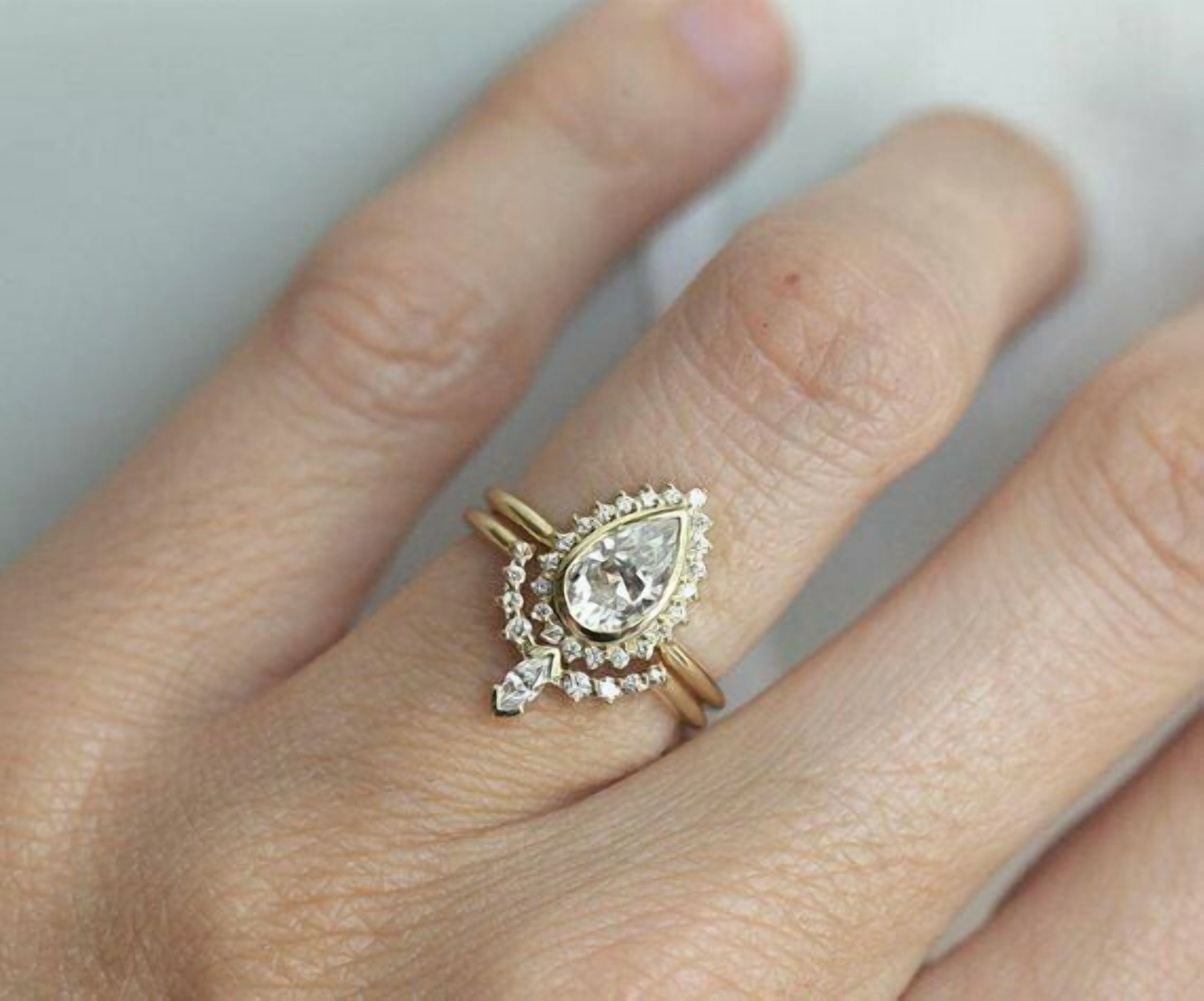 HeartsAndYou 2ct Pear Cut Moissanite Engagement Ring for Women 18k Yellow Gold Over Silver Halo Curved Bridal Set