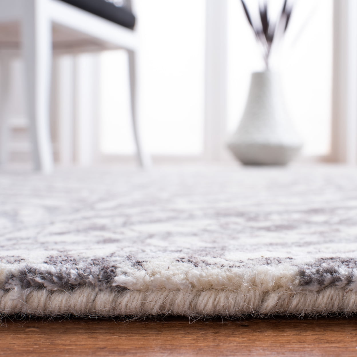 SAFAVIEH Restoration Vintage Delmar Abstract Area Rug, Grey/Ivory, 3' x 5'
