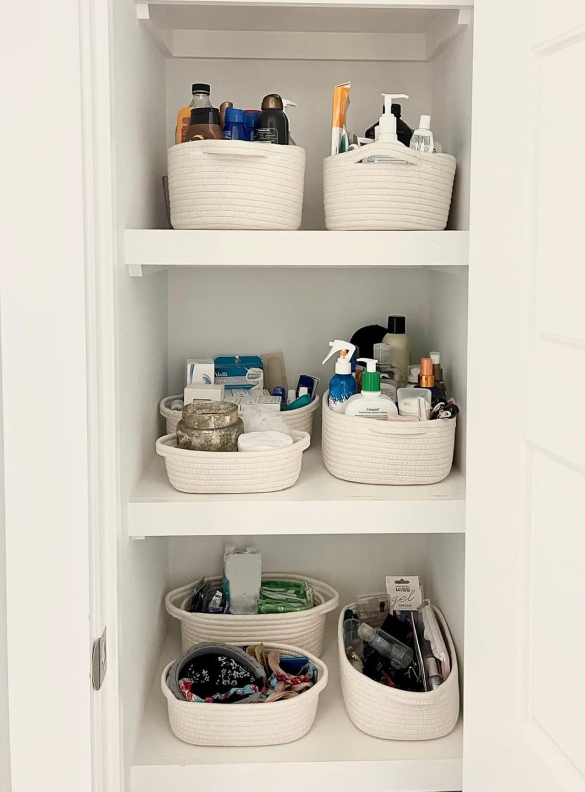 ZWHong 5-Piece Small Woven Basket Set, Natural Cotton Rope Storage Bins with Handles, Organizing Baskets for Bathroom, Nursery, Shelves, Gifts, (White)