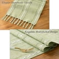 thumbnail image 2 of Tapete de mesa Wracra Rustic con dobladillo de lino, 120 x 30 cm, color verde salvia, 2 of 7