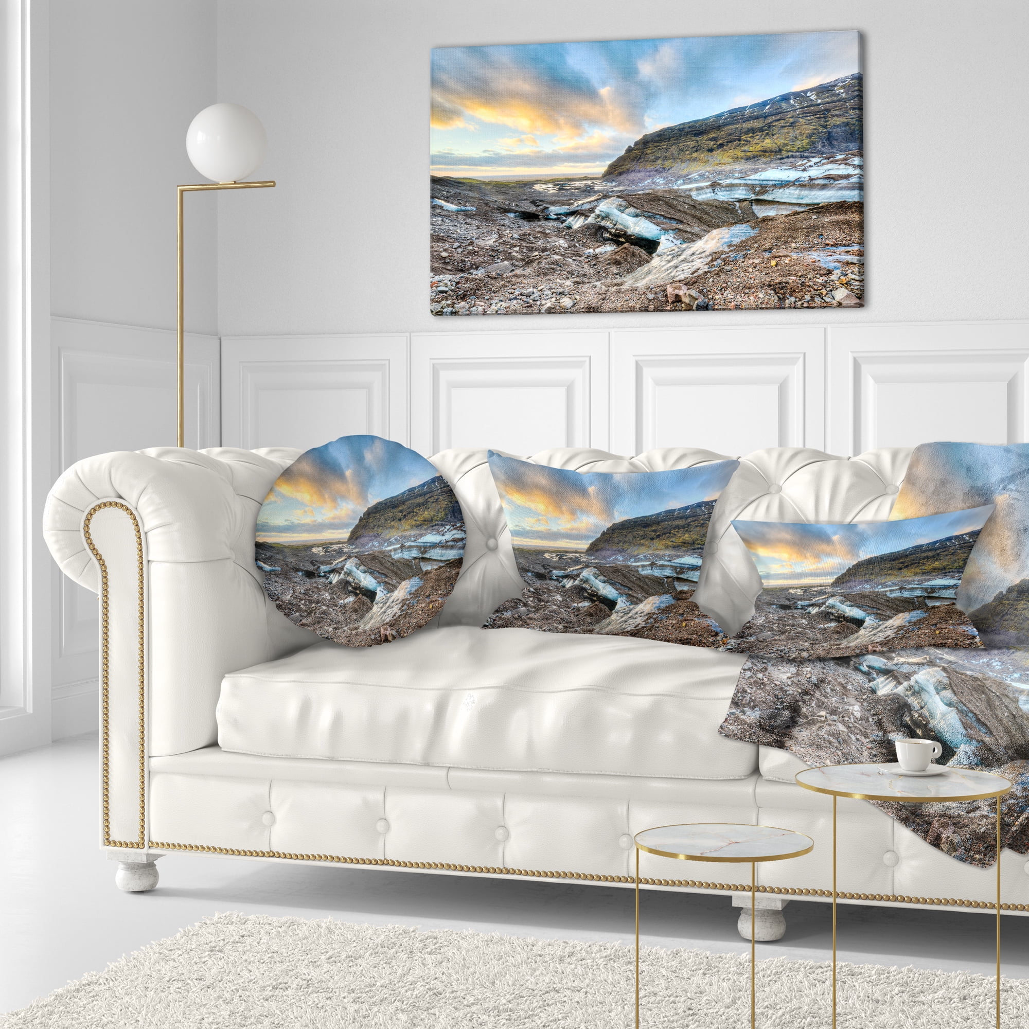 Designart Vatnajokull Glacier Trail Iceland - Seashore Throw Pillow - 12x20