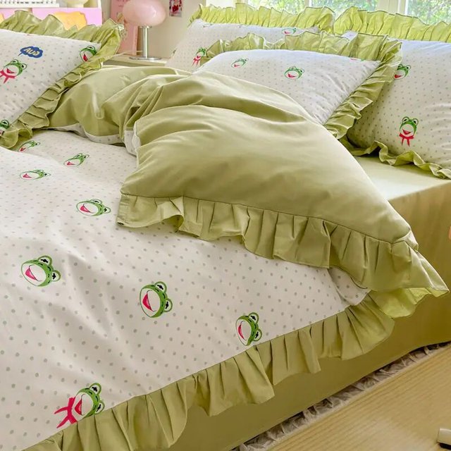 Sanrio Cartoon Hello Kitty Pure Cotton Four-piece Set Cute Princess Style Bed Sheet Quilt Cover Pillowcase Three-piece Gift Set RJ