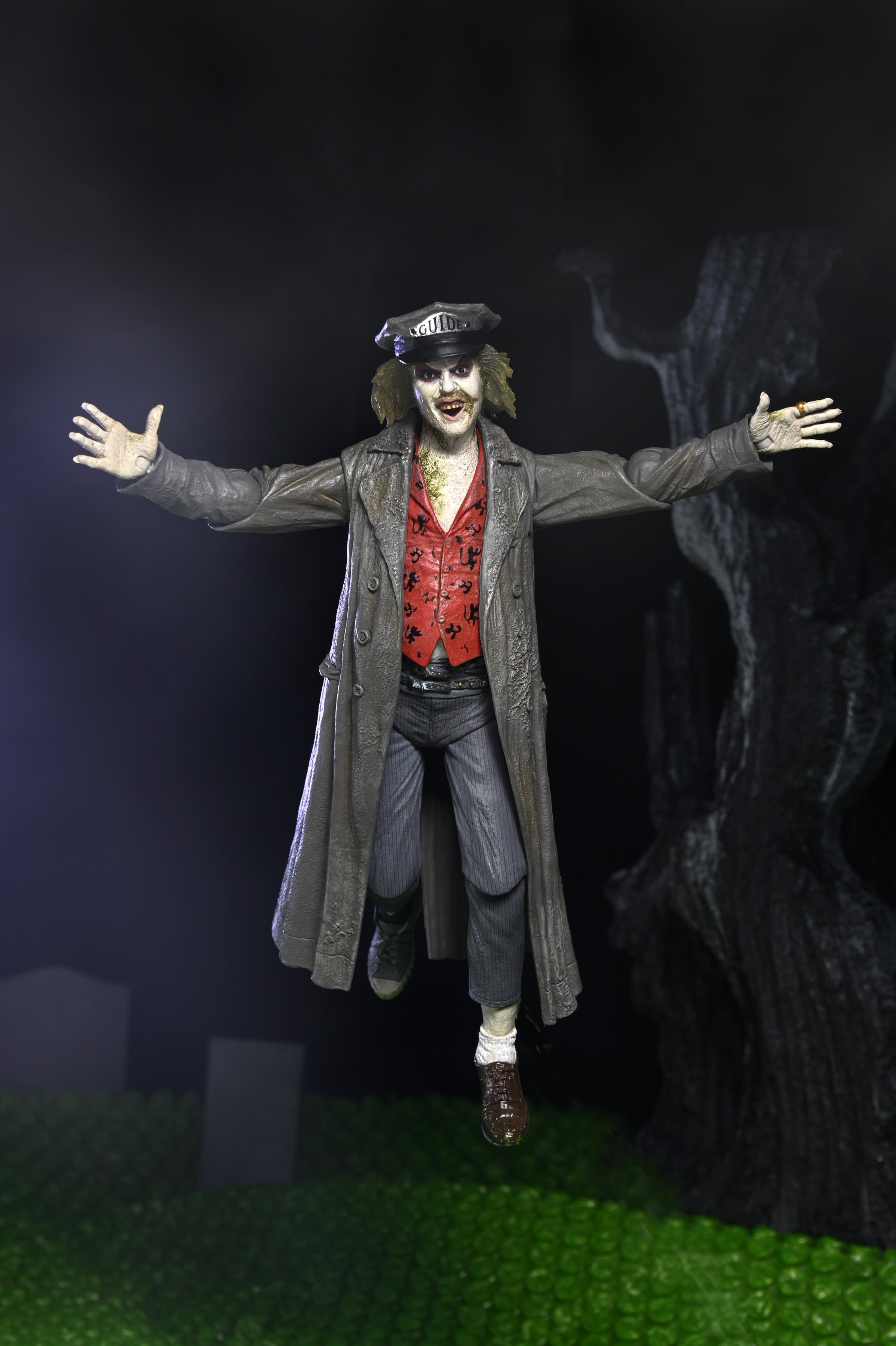 NECA Ultimate Beetlejuice (1988) Tour Guide "The BioExorcist" 7" Scale Action Figure