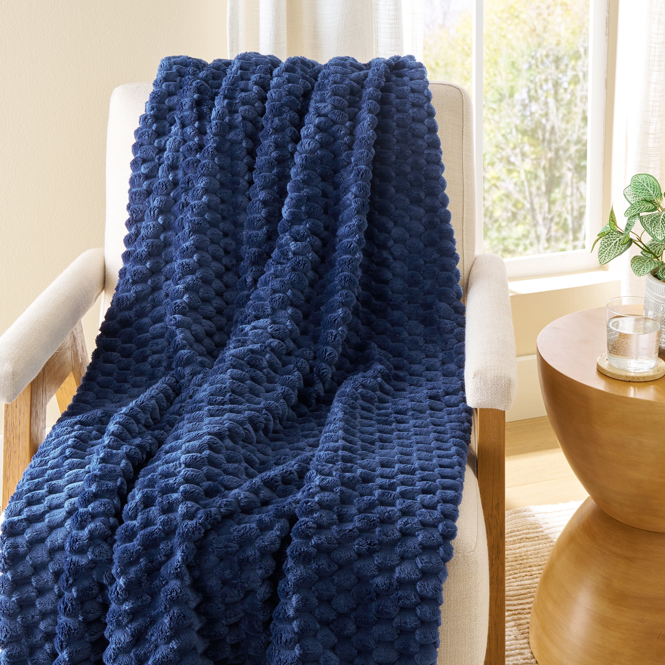Better Homes & Gardens Oversized Textured Velvet Plush Throw Blanket, Cobalt Blue