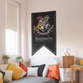 thumbnail image 2 of Banner CON*QUEST con el escudo de Hogwarts de Harry Potter, 76 x 127 cm, 2 of 5