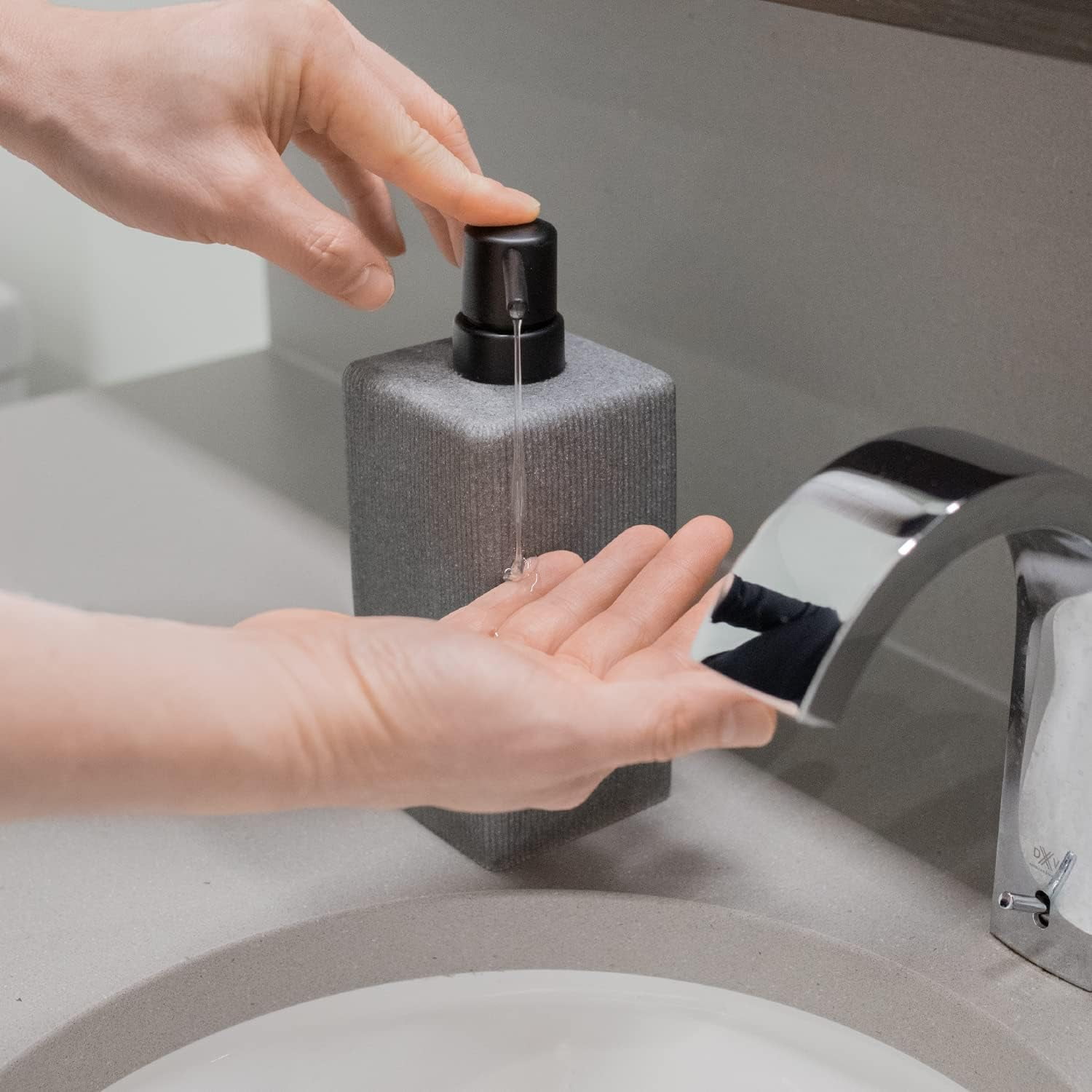 Kitchen Soap Dispenser Set of 3-3 Pack of Stone Kitchen Soap Dispenser with No-Leak Pump