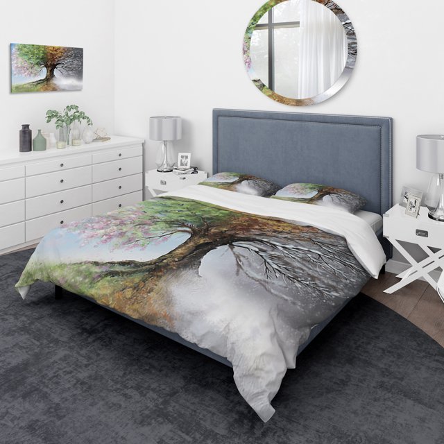 Designart - Tree with Four Seasons - Traditional Duvet Cover Set