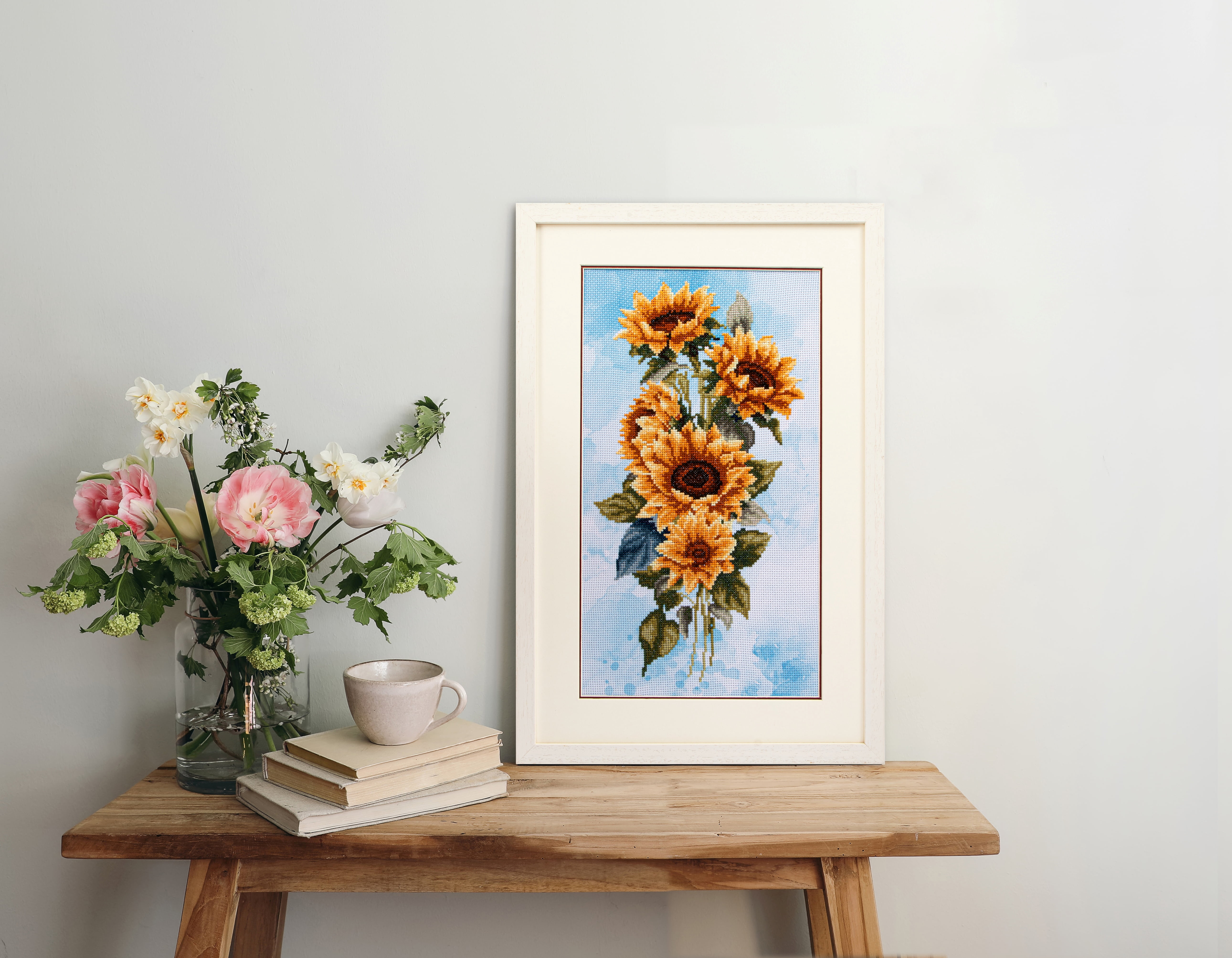 DIAMOND DOTZ® Sunflower Bouquet Special Edition No-Count Cross Stitch Kit