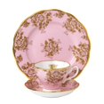 thumbnail image 1 of Juego de té de 3 piezas Royal Albert 100 Years Golden Rose 20 cm, 1 of 5