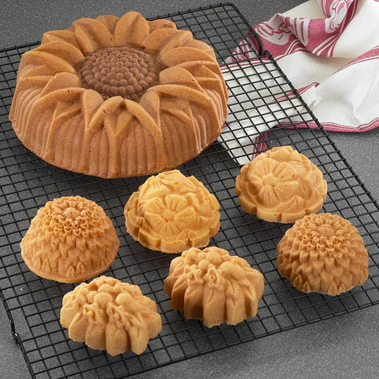Extra Large Baking & Cooling Grid - Nordic Ware