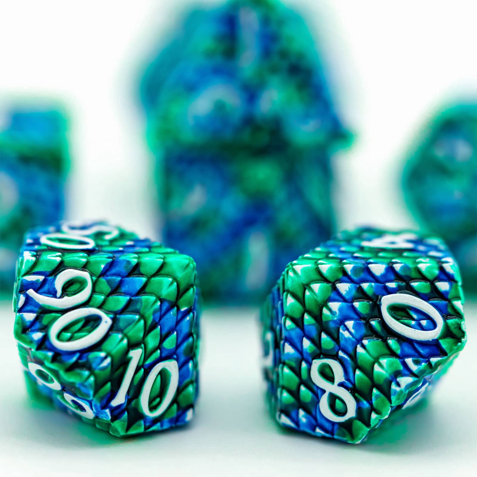 Cusdie 7PCS/Set DND Metal Dice, Dragon Scale Metal Dice Set, Polyhedral Dice Set, for Role Playing Game D&D Dice MTG Pathfinder