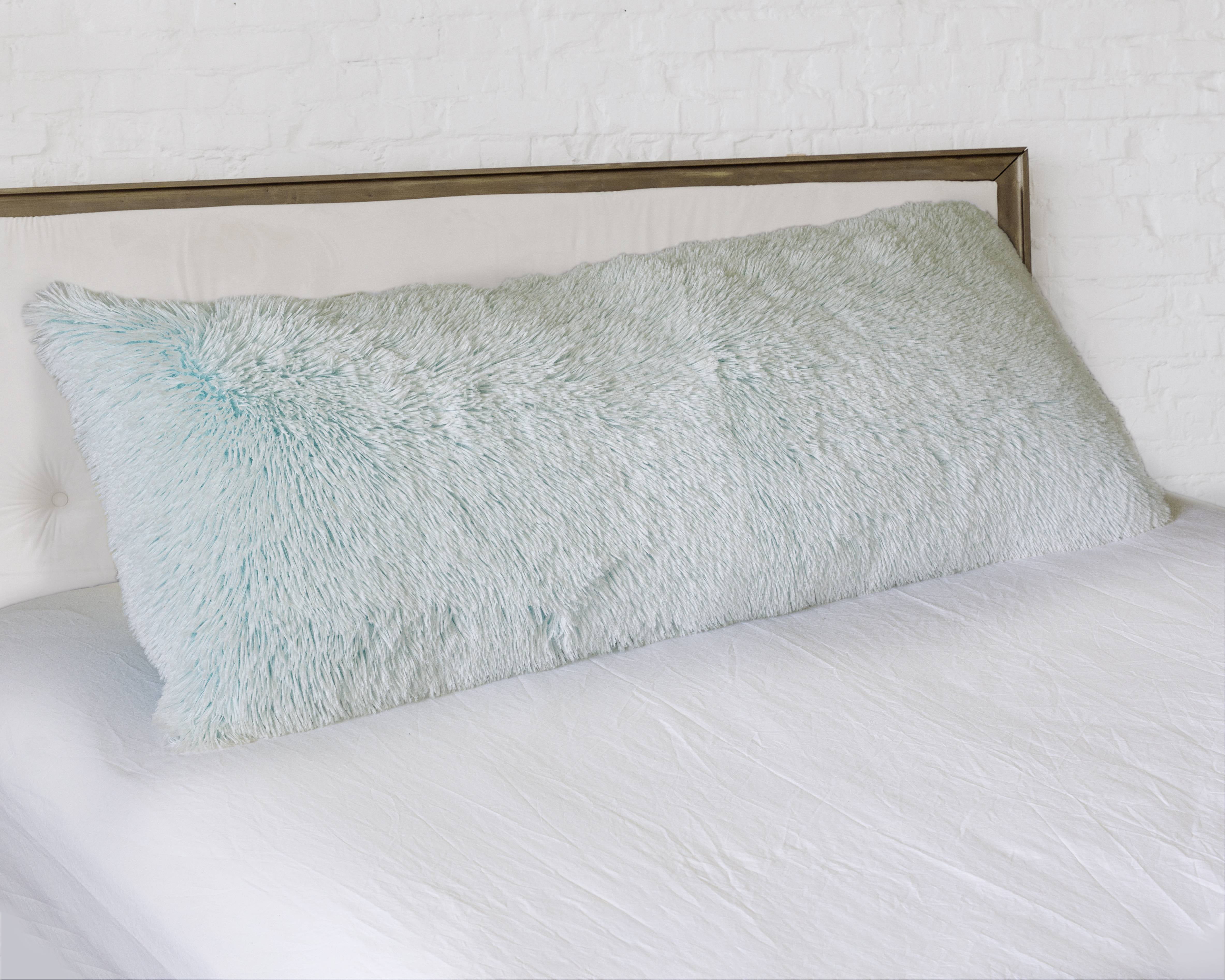 turquoise fluffy pillows