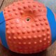 thumbnail image 3 of Pelota pequeña de rugby masticable suave y chirriante juguete de agua para perros Likrtyny Rugby 110mm, 3 of 7