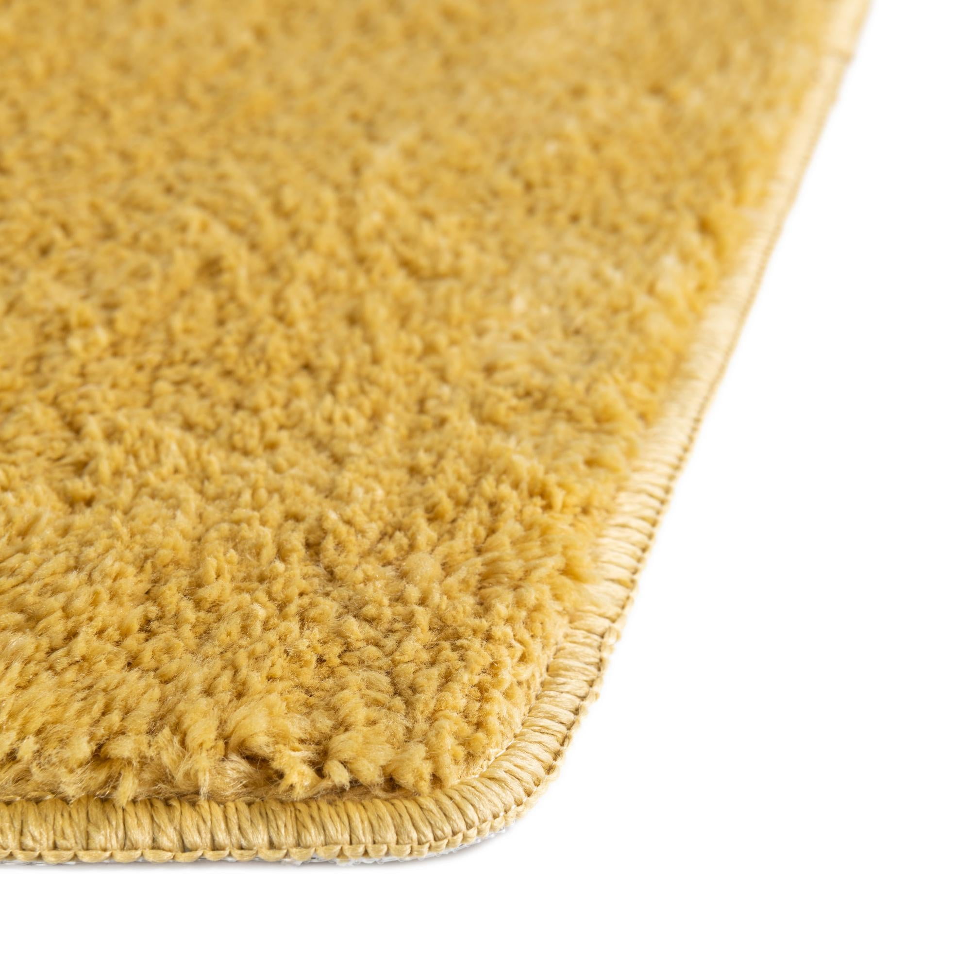 Rugs.com Bano Everyday Bath Mat Collection Rug – 1' 8 x 2' 7 Mustard Yellow Machine Washable Shag Bath Mat, Extra Soft and Absorbent, Non-Slip, Quick Dry, Perfect for Bathroom