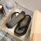 thumbnail image 1 of Zapatillas gruesas de EVA para mujer, chanclas suaves antideslizantes para verano, zapatillas de playa para mujer, sandalias de color sólido, chanclas de playa, 1 of 5