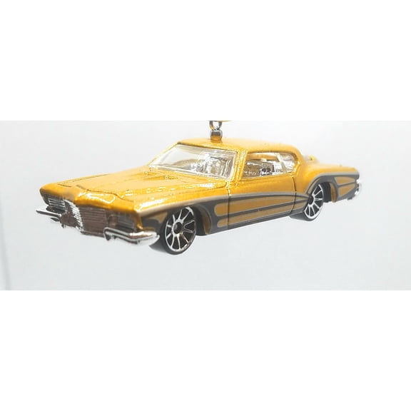 Christmas Ornament for 1971 Buick Riviera Gold