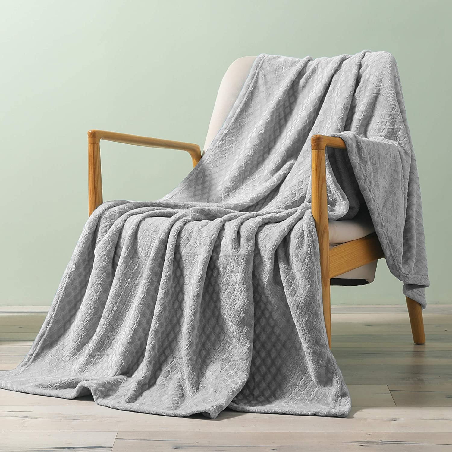 Exclusivo Mezcla Brushed Diamond Check Large Flannel Fleece Throw Blankets Warm and Lightweight -Soft Slate Blue, 50 x 70 