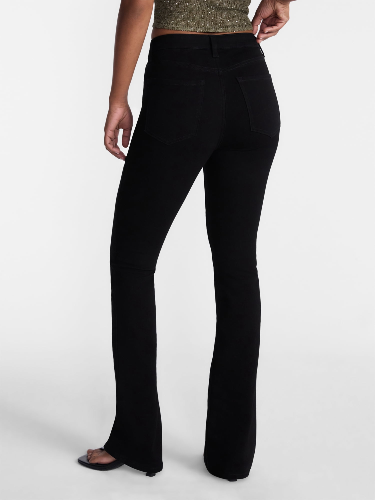 No Boundaries Women's Mid Rise Bootcut Jean, 32" Inseam, Sizes 00-20