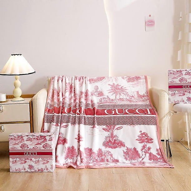 ⭐Light Luxury Flannel Blanket Big Brand Comfortable Blanket Sofa Nap Blanket ⭐