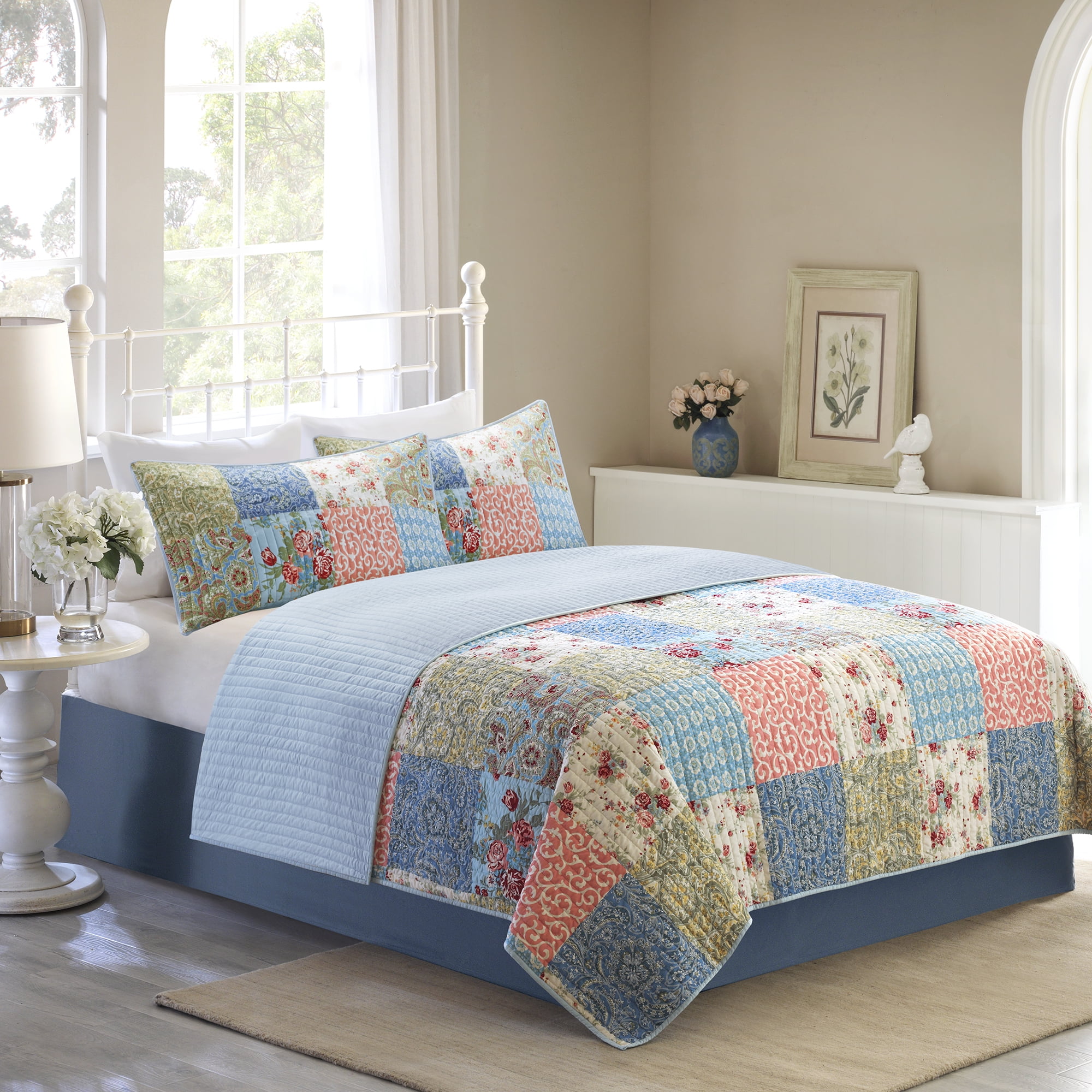 Mainstays Vintage Floral Patchwork Quilt Collection Walmart Com