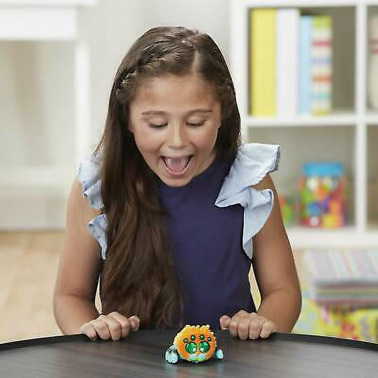 Yellies Flufferpuff Voice Activated Spider Pet Ages 5 and up