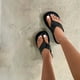 thumbnail image 3 of Novedad de verano, chanclas de playa para mujer, ropa exterior de suela gruesa, moda informal Wmkox8yii  hj789, 3 of 4