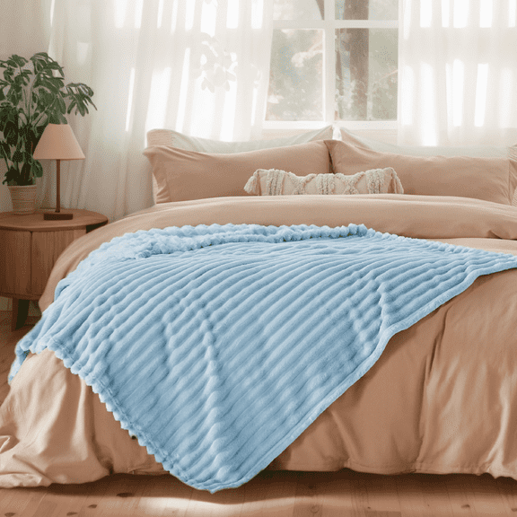 U by Bedsure Dream Blue Fleece Throw Blanket for Couch - Super Soft Cozy Blankets for Women, Girls, 50x60 inches